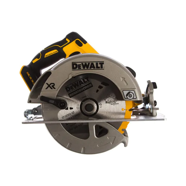 Аккумуляторная дисковая пила DeWalt DCS570NT