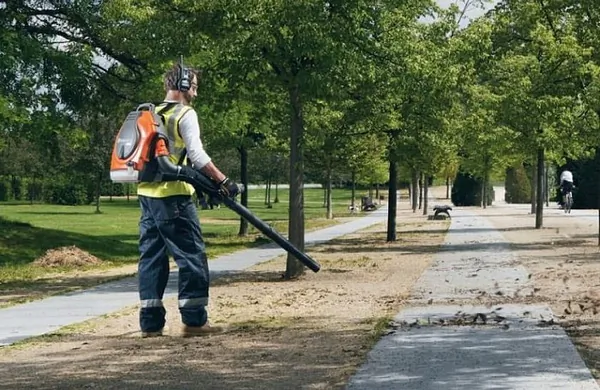 Воздуходувка бензиновая Husqvarna 356 ВТх Blower 9532101-02