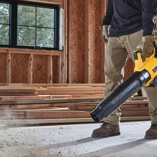 Аккумуляторная воздуходувка DeWalt XR 18 В DCMBL562N-XJ