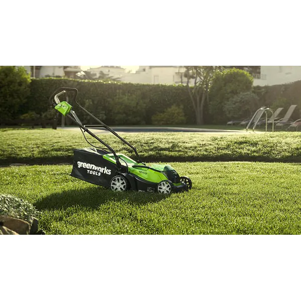 Аккумуляторная газонокосилка GreenWorks G40LM35 2501907