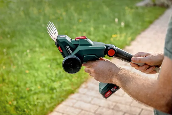 Аккумуляторный кусторез Metabo PowerMaxx SGS 12 Q 601608850