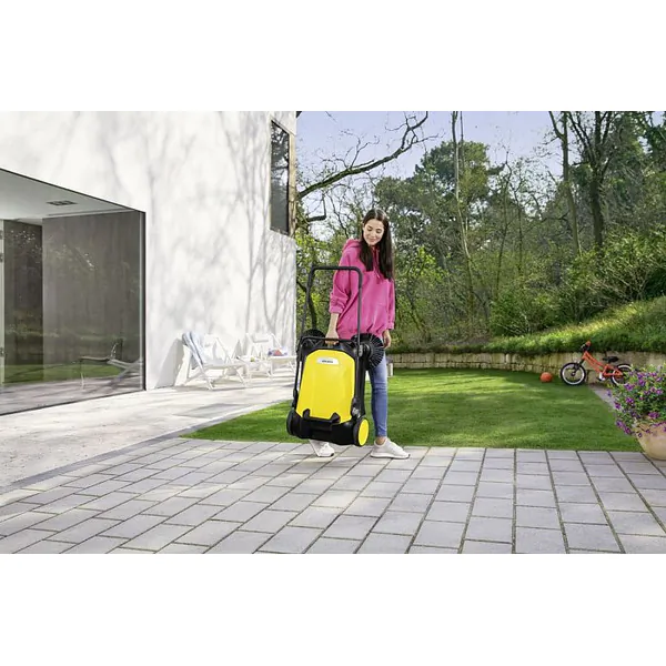 Подметальная машина Karcher S 4 twin 1.766-360.0