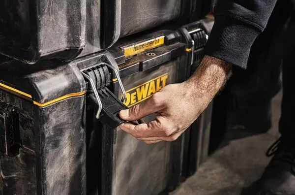 Ящик DeWalt Toughsystem 2.0 DS400 DWST83342-1