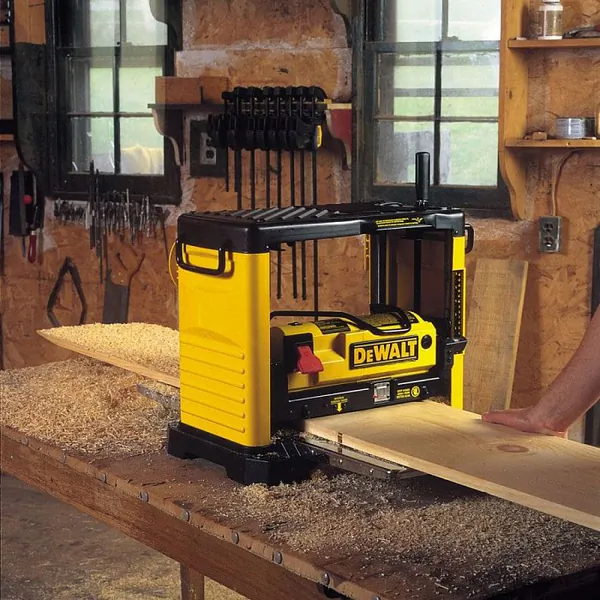 Рейсмус DeWalt DW733