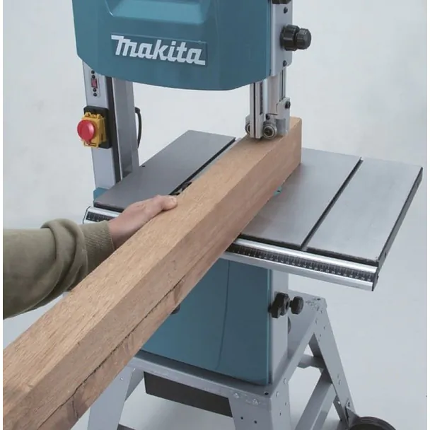 Пила ленточная Makita LB 1200 F