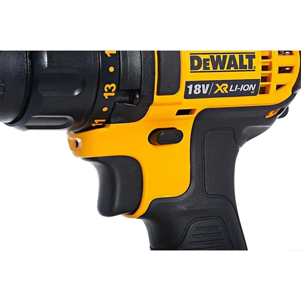 Аккумуляторная дрель-шуруповерт DeWalt DCD780C2-QW