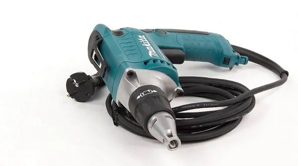 Шуруповерт Makita FS 6300