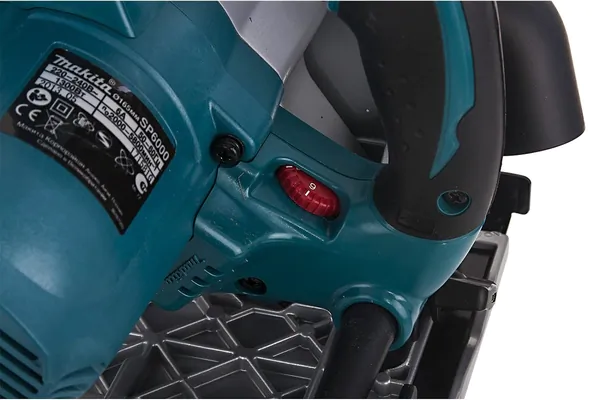 Пила дисковая Makita SP 6000