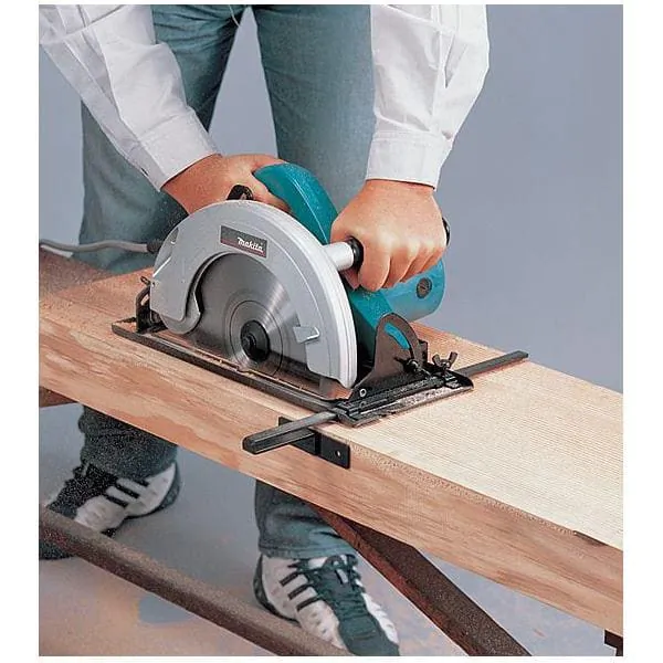 Пила дисковая Makita N 5900 B