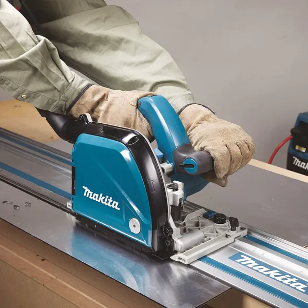 Пила дисковая Makita CA5000XJ