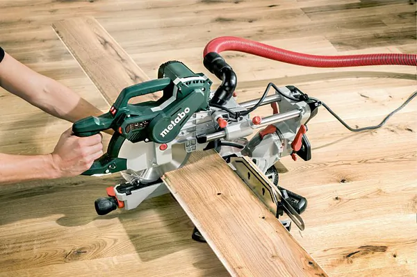 Пила торцовочная Metabo KGSV 72 Xact SYM 612216000