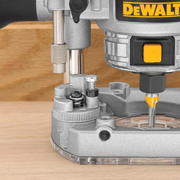 Фрезер DeWalt D26203