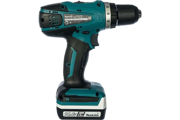 Аккумуляторная дрель-шуруповерт Makita DF347DWLE