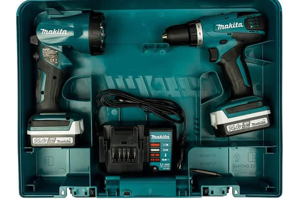 Аккумуляторная дрель-шуруповерт Makita DF347DWLE