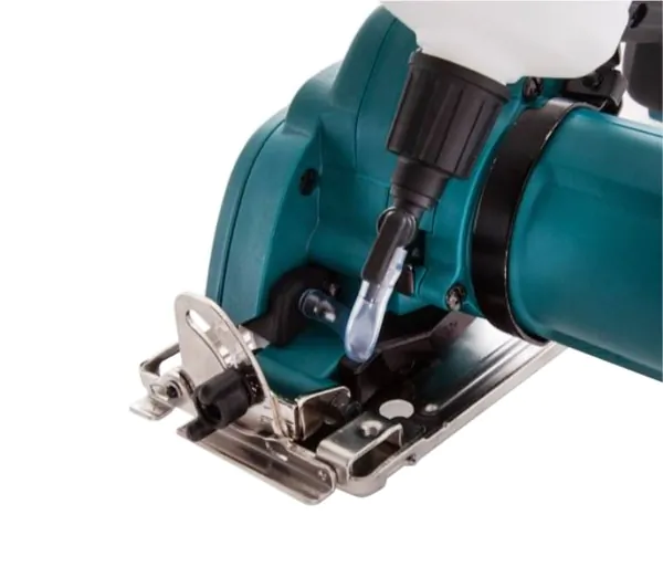 Аккумуляторная алмазная пила Makita CC 301 DWAE