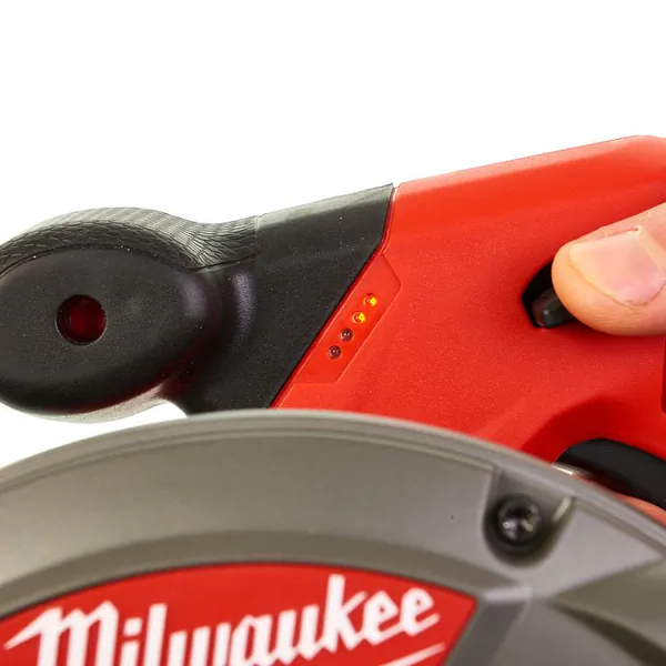 Аккумуляторная дисковая пила Milwaukee M12 CCS44-0 Fuel 4933448225