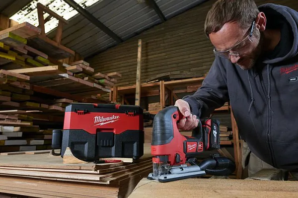 Аккумуляторный лобзик Milwaukee M18 BJS-0 4933451391