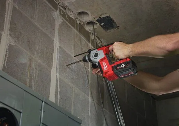 Аккумуляторный перфоратор Milwaukee M18 BH-0 4933443320