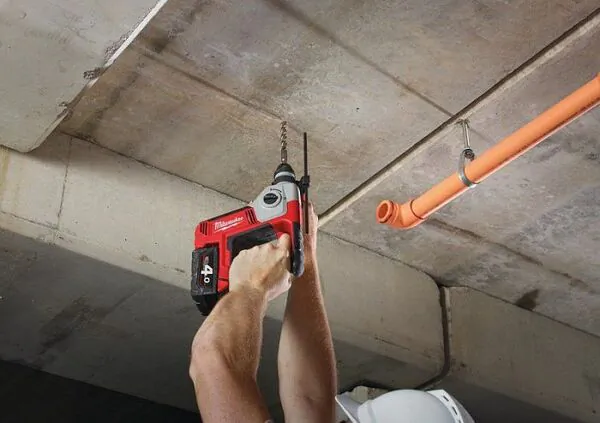 Аккумуляторный перфоратор Milwaukee M18 BH-0 4933443320