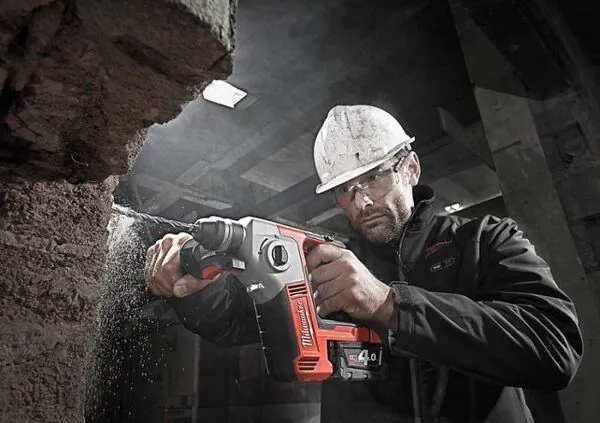 Аккумуляторный перфоратор Milwaukee M18 BH-0 4933443320