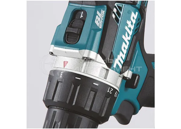 Аккумуляторная дрель-шуруповерт Makita DDF484RAE