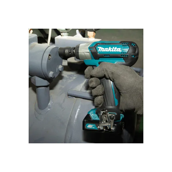 Аккумуляторный гайковерт Makita TW 161 DWAE