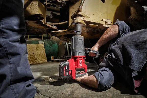 Аккумуляторный гайковерт Milwaukee M18 ONEFHIWF1D-121C 4933471756