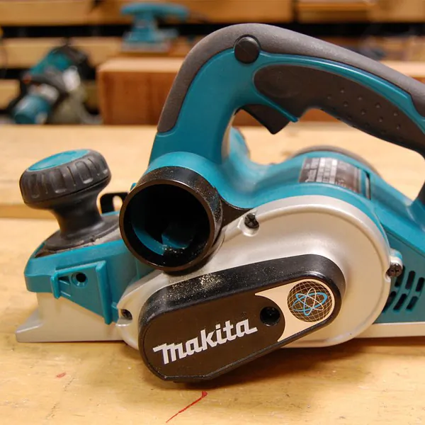 Насадка для отвода пыли Makita для KP0800/DKP180/DKP140 451329-1