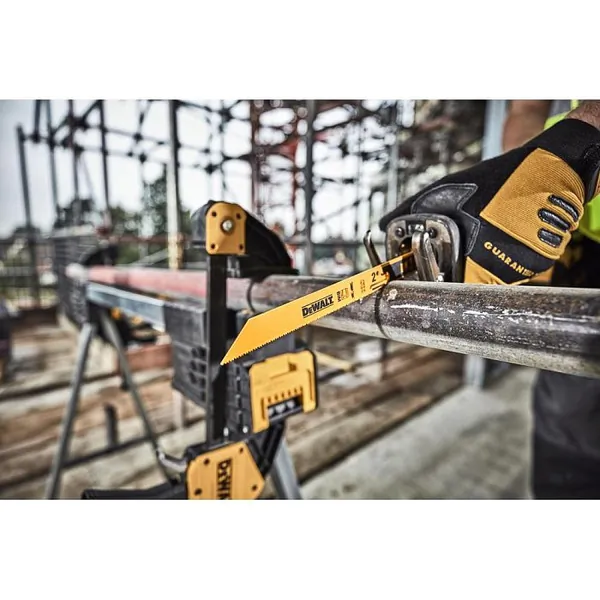 Полотно для сабельной пилы по металлу DeWalt Break Away 14/18 TPI 228мм (5шт) DT2416-QZ