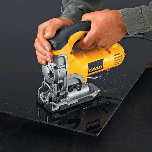 Лобзик DeWalt DW331KT-QS