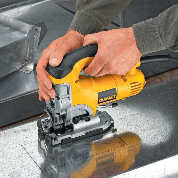 Лобзик DeWalt DW331KT-QS