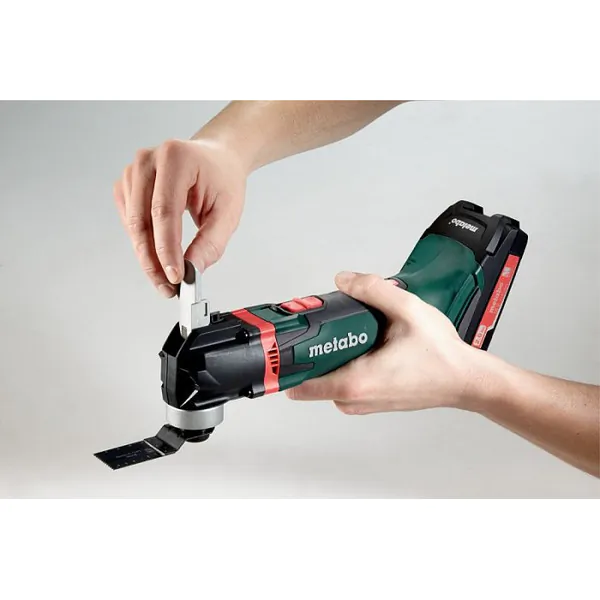 Аккумуляторный мультитул Metabo MT 18 LTX Compact 613021860 + Акк. Metabo 18 В 4.0 Ач L-Ion 321000480 + З/У Metabo ASC 55 230V EU 316067880