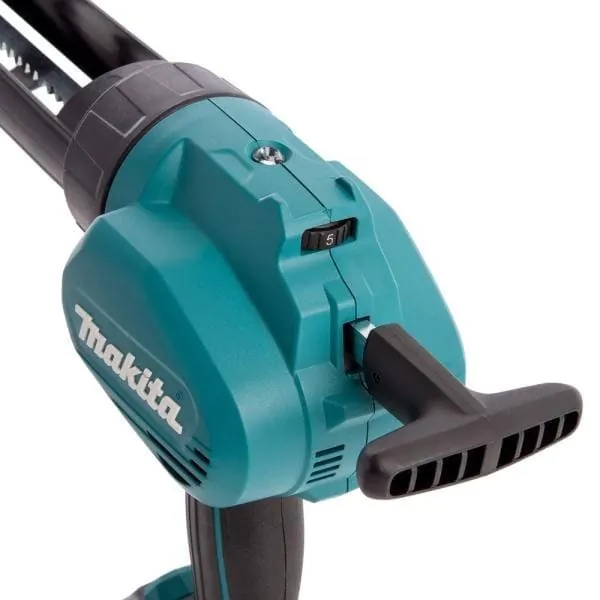 Аккумуляторный пистолет для герметика Makita CG 100 DWAEA