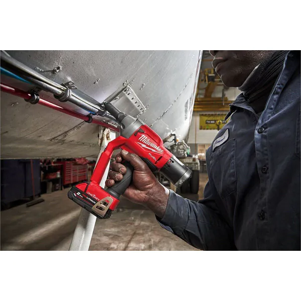 Аккумуляторный заклепочник Milwaukee M18 ONEFPRT-202X 4933478602