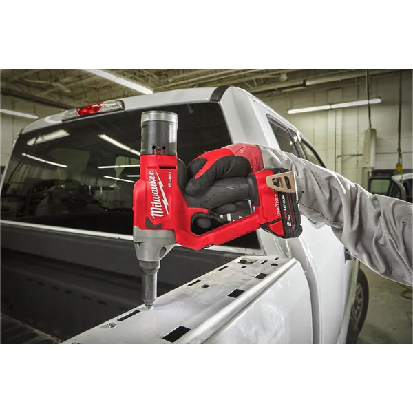 Аккумуляторный заклепочник Milwaukee M18 ONEFPRT-202X 4933478602