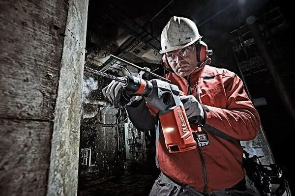 Аккумуляторный перфоратор Milwaukee M18 CHX-502Х Fuel 4933451381