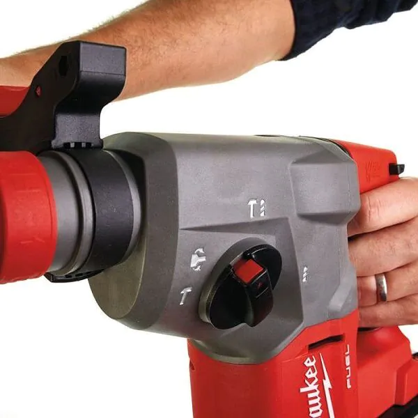 Аккумуляторный перфоратор Milwaukee M18 CHX-502Х Fuel 4933451381