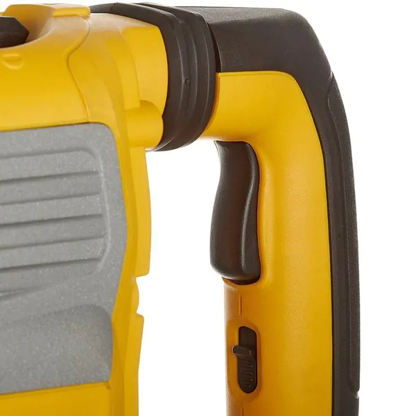 Перфоратор DeWalt D25733K-QS