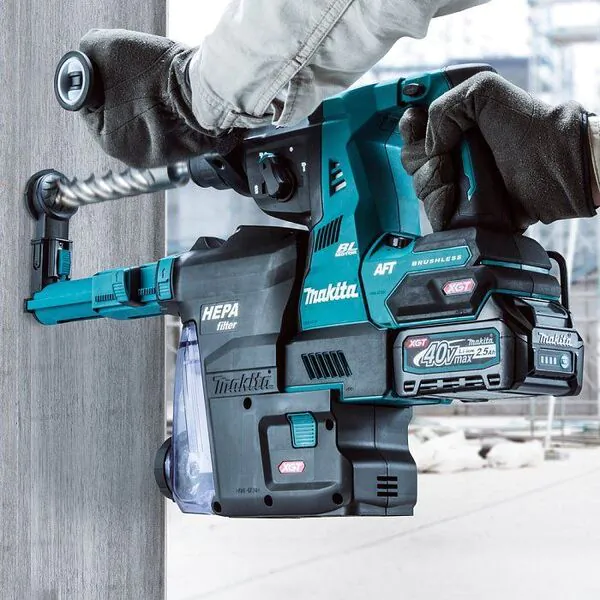 Аккумуляторный перфоратор Makita HR001GM201