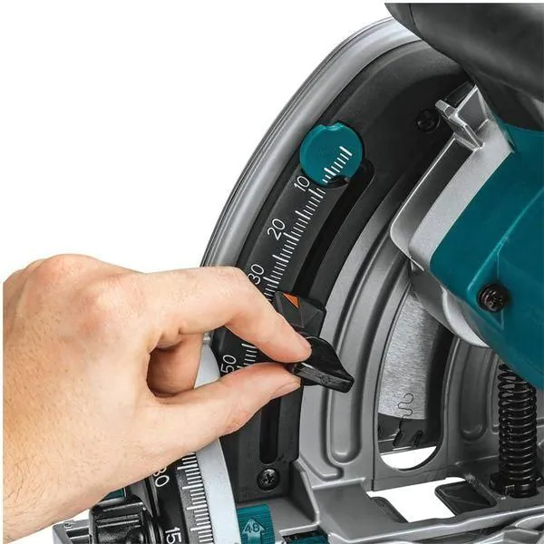 Пила дисковая Makita SP6000J