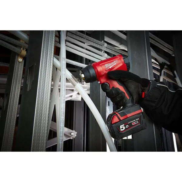 Аккумуляторный фен Milwaukee M18 BHG-502C 4933459772