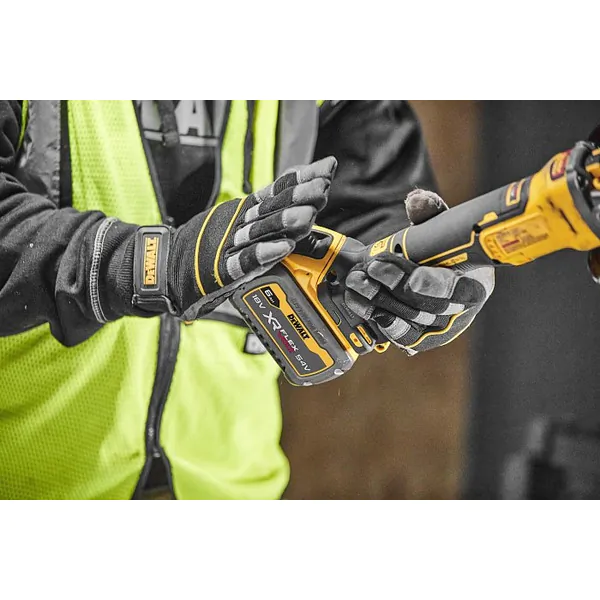 Аккумуляторная угловая шлифовальная машина DeWalt DCG409NT-XJ