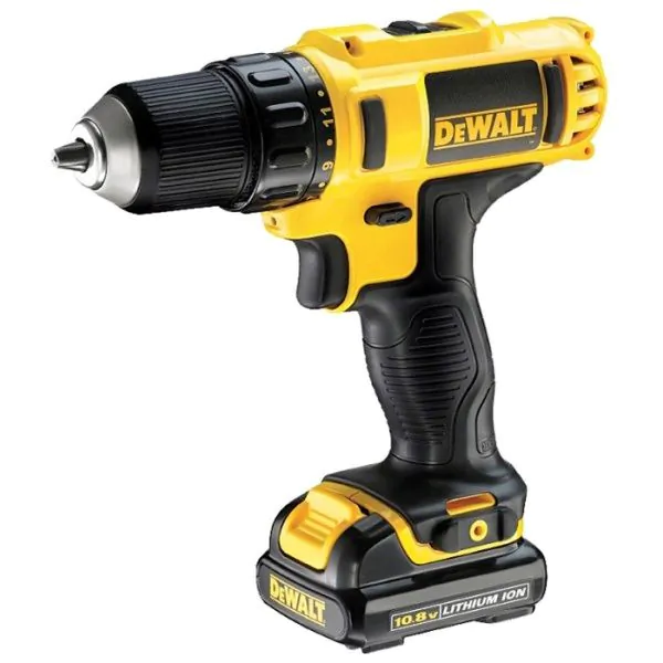 Аккумуляторная дрель-шуруповерт DeWalt DCD710C2P-KS