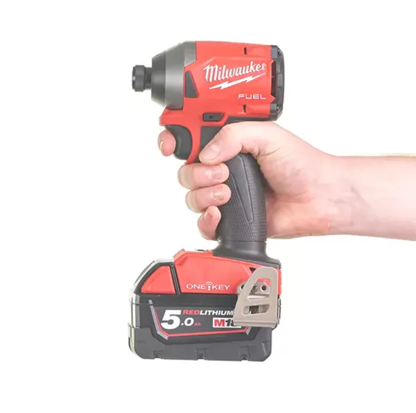 Аккумуляторный шуруповерт Milwaukee M18 ONEID2-502X Fuel One-key 4933464091