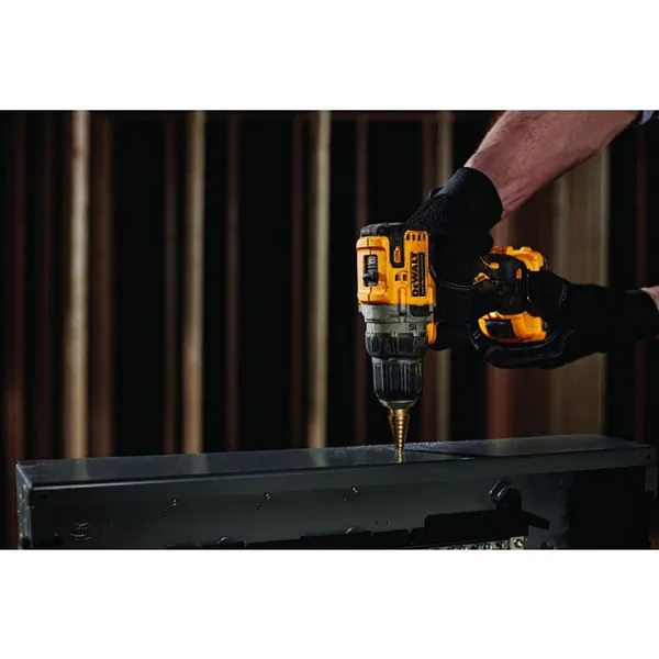 Аккумуляторная дрель-шуруповерт DeWalt DCD701D2-QW