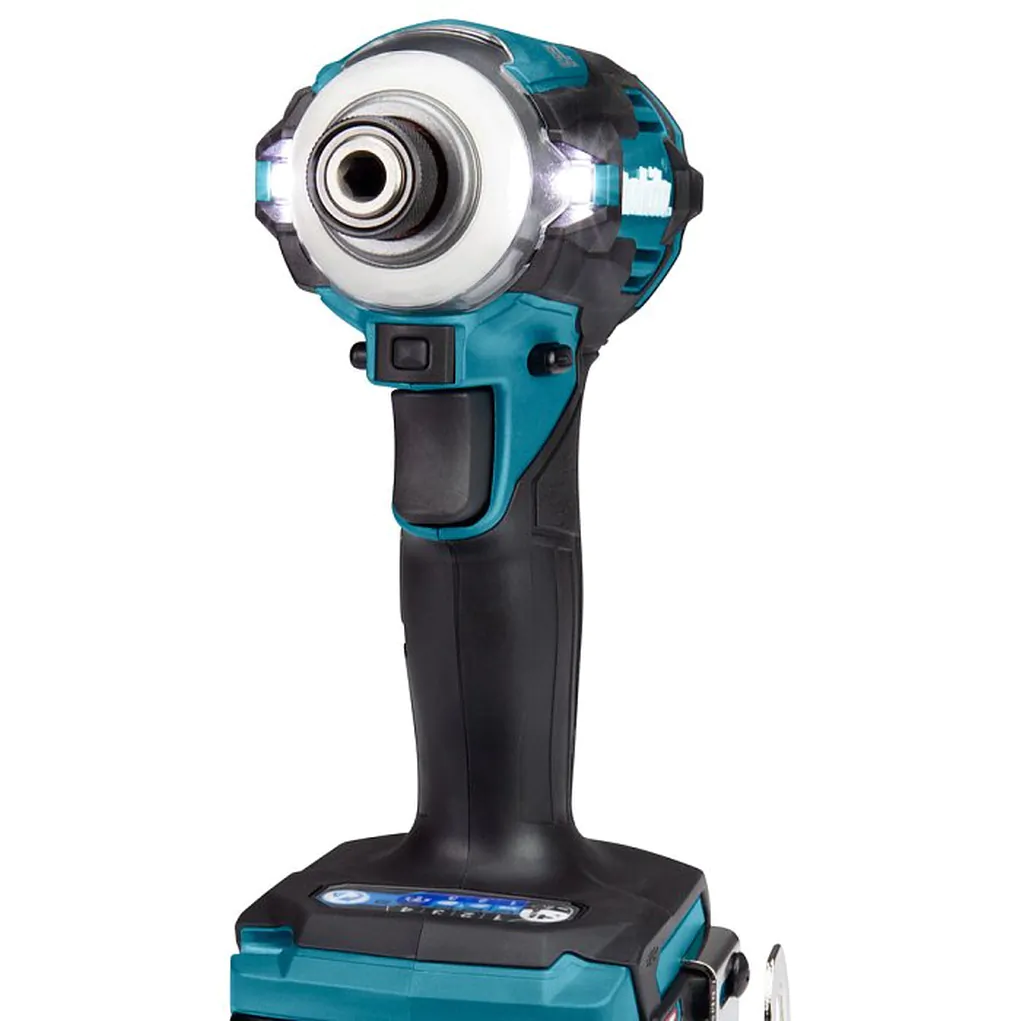 Аккумуляторный шуруповерт Makita TD001GZ