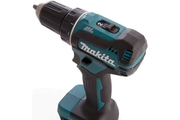 Аккумуляторная дрель-шуруповерт Makita DDF485RFJ