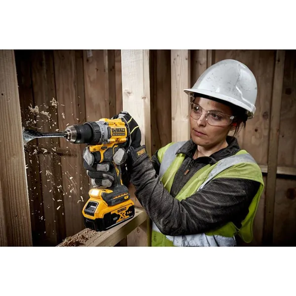 Аккумуляторная дрель-шуруповерт DeWalt DCD800P2T-QW