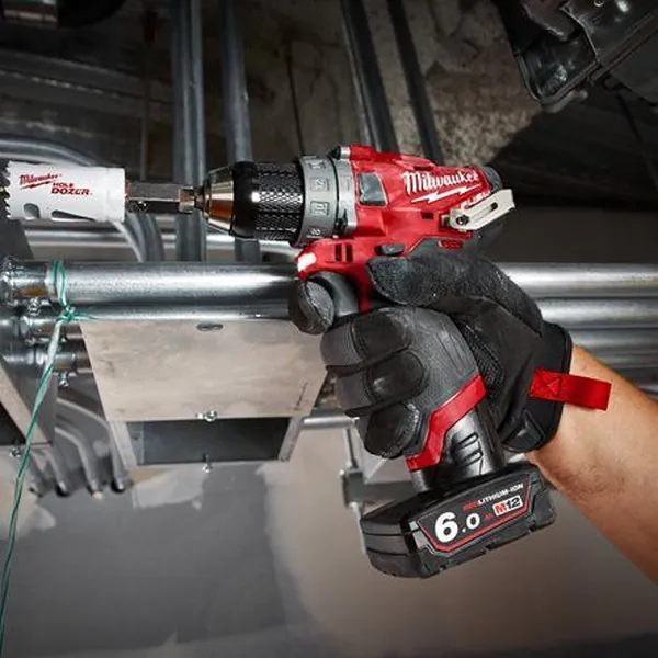 Аккумуляторная дрель-шуруповерт Milwaukee M12 FPD-202X 4933459802