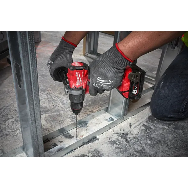 Аккумуляторная дрель-шуруповерт Milwaukee M18 FPD-502X 4933464264